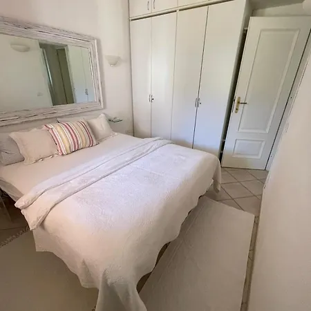 Casa Della Felicita Апартаменты Монте Петросу